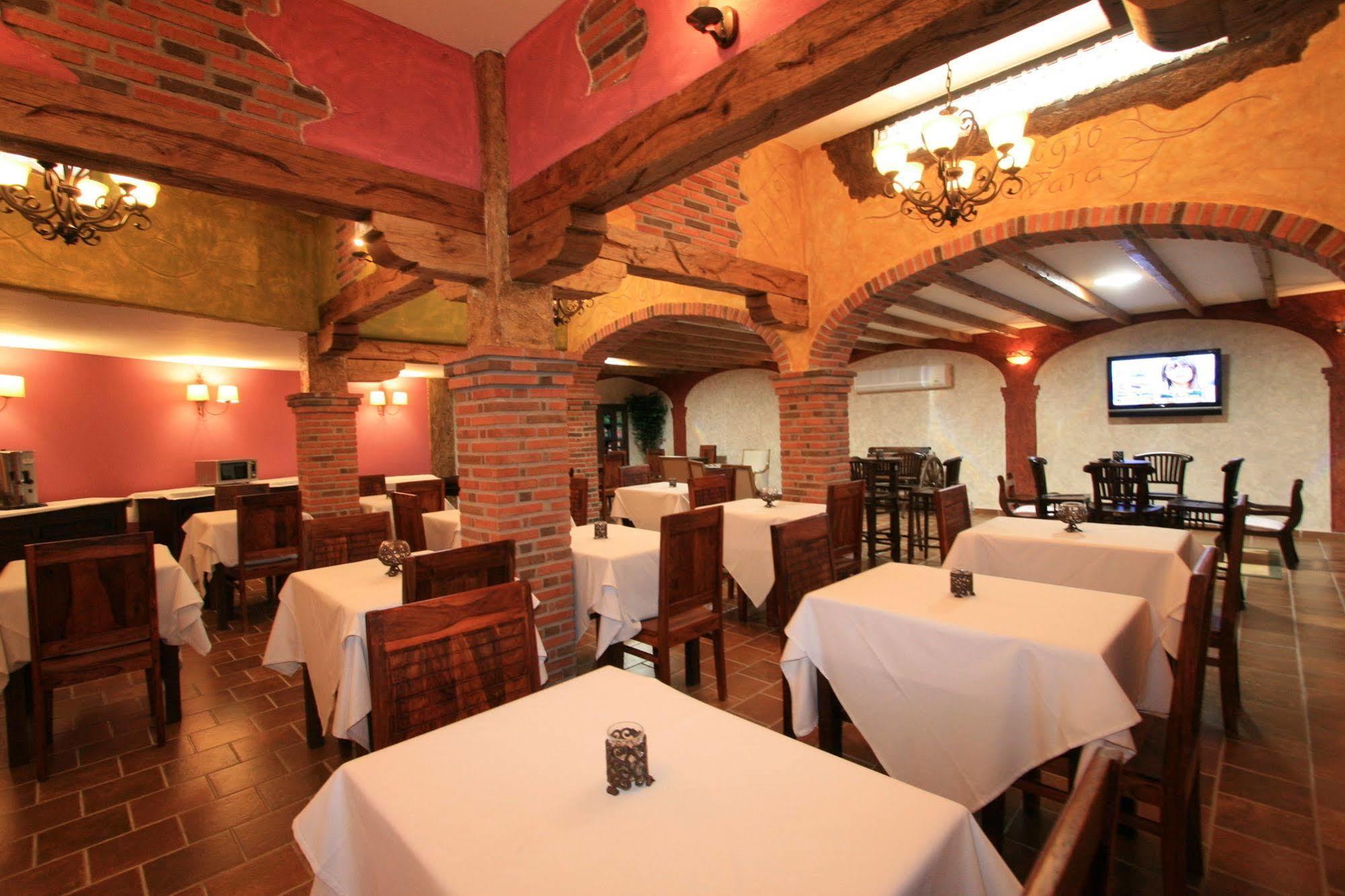 Posada-Spa Privilegio De Vara Ноха Екстер'єр фото