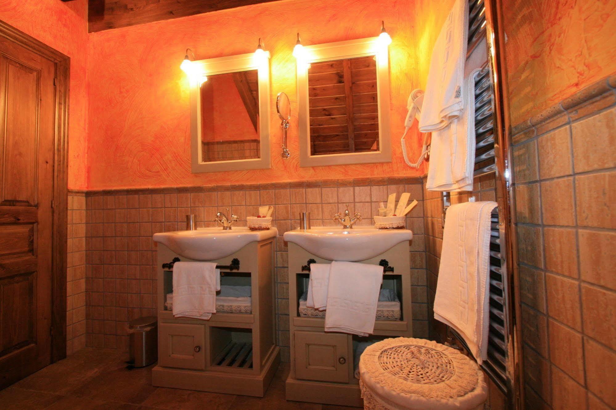 Posada-Spa Privilegio De Vara Ноха Екстер'єр фото